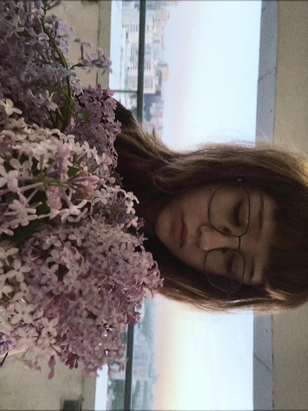@айвикс антихайповна ム
