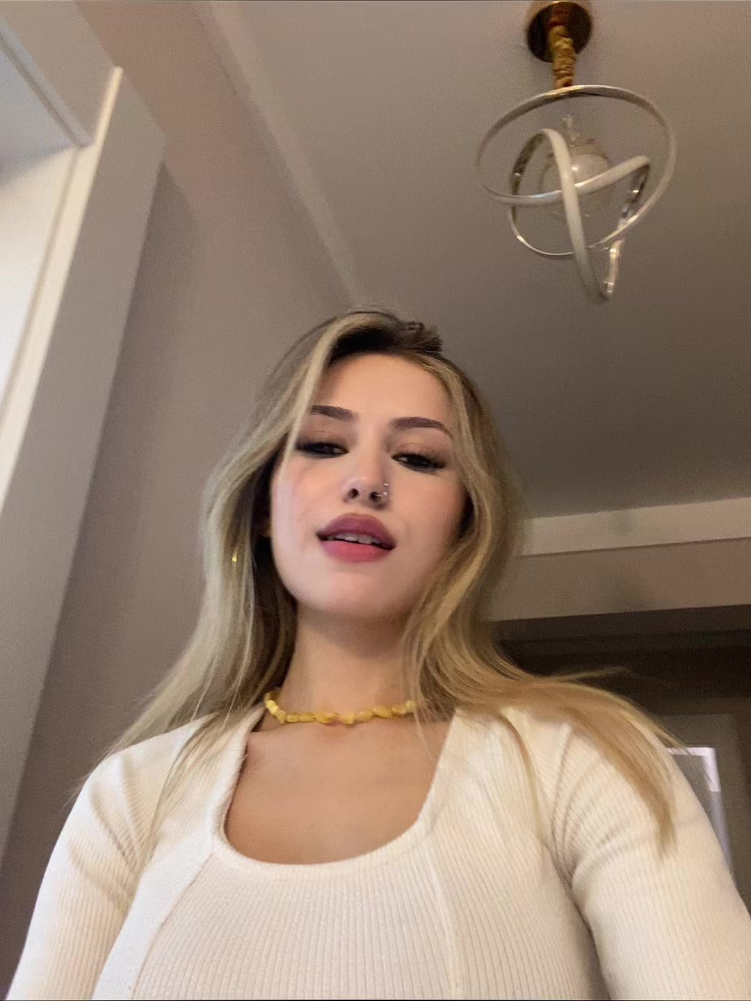 @Ruveyda