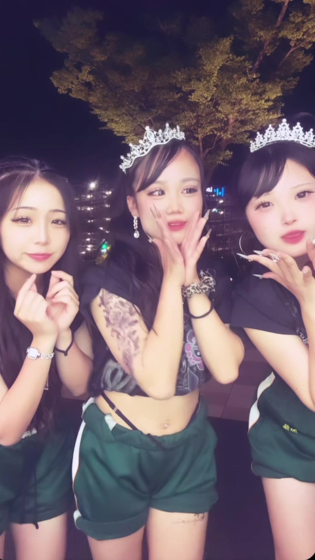 @モモカ
