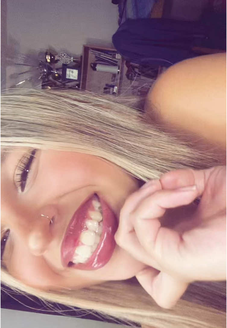@nayyromero_