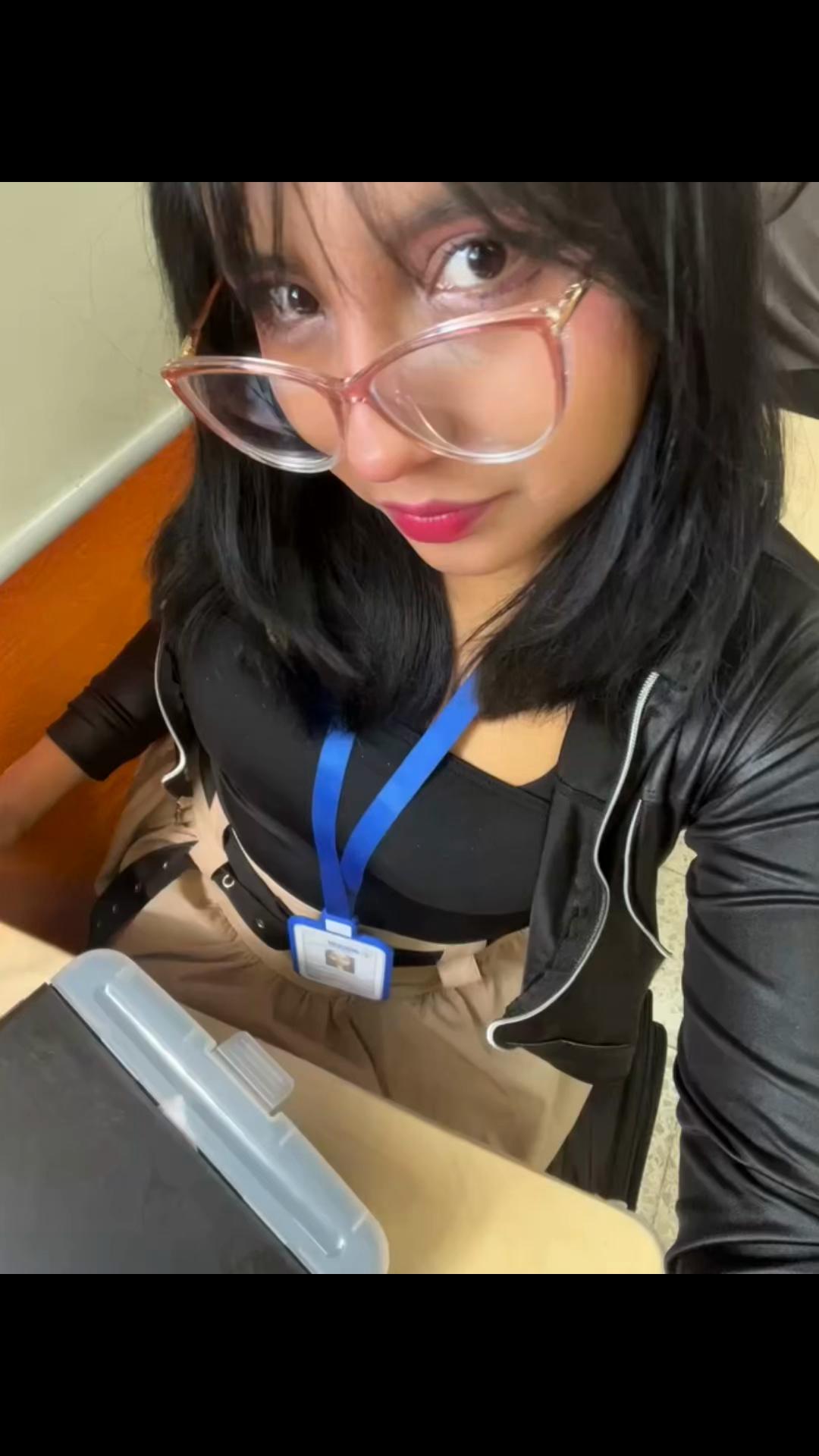 @Dani_bonita