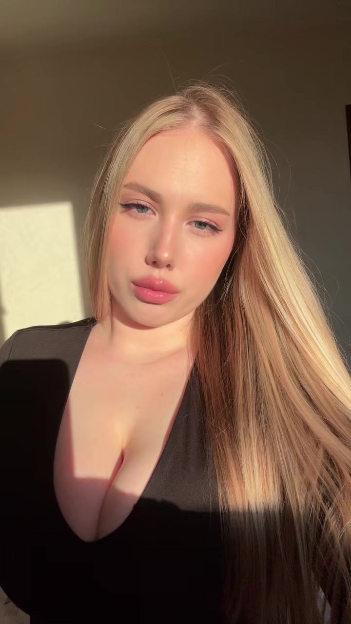 @Sophie🗡️