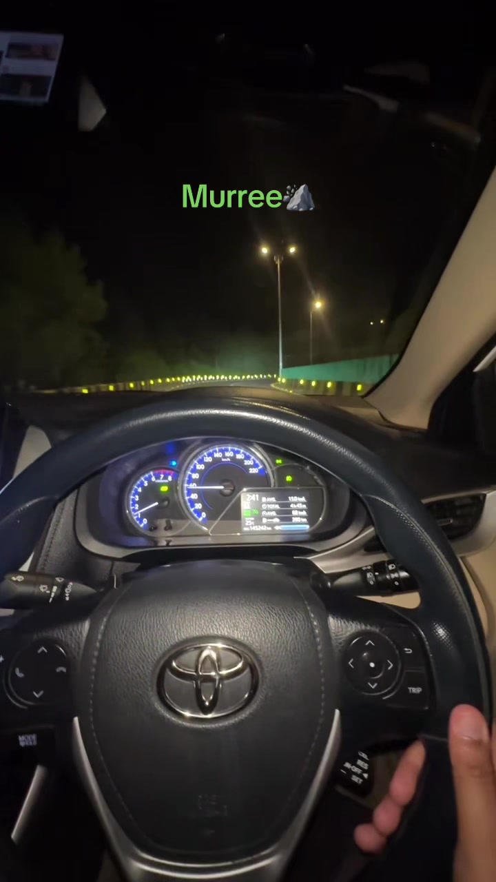 @Adiljakhar👑