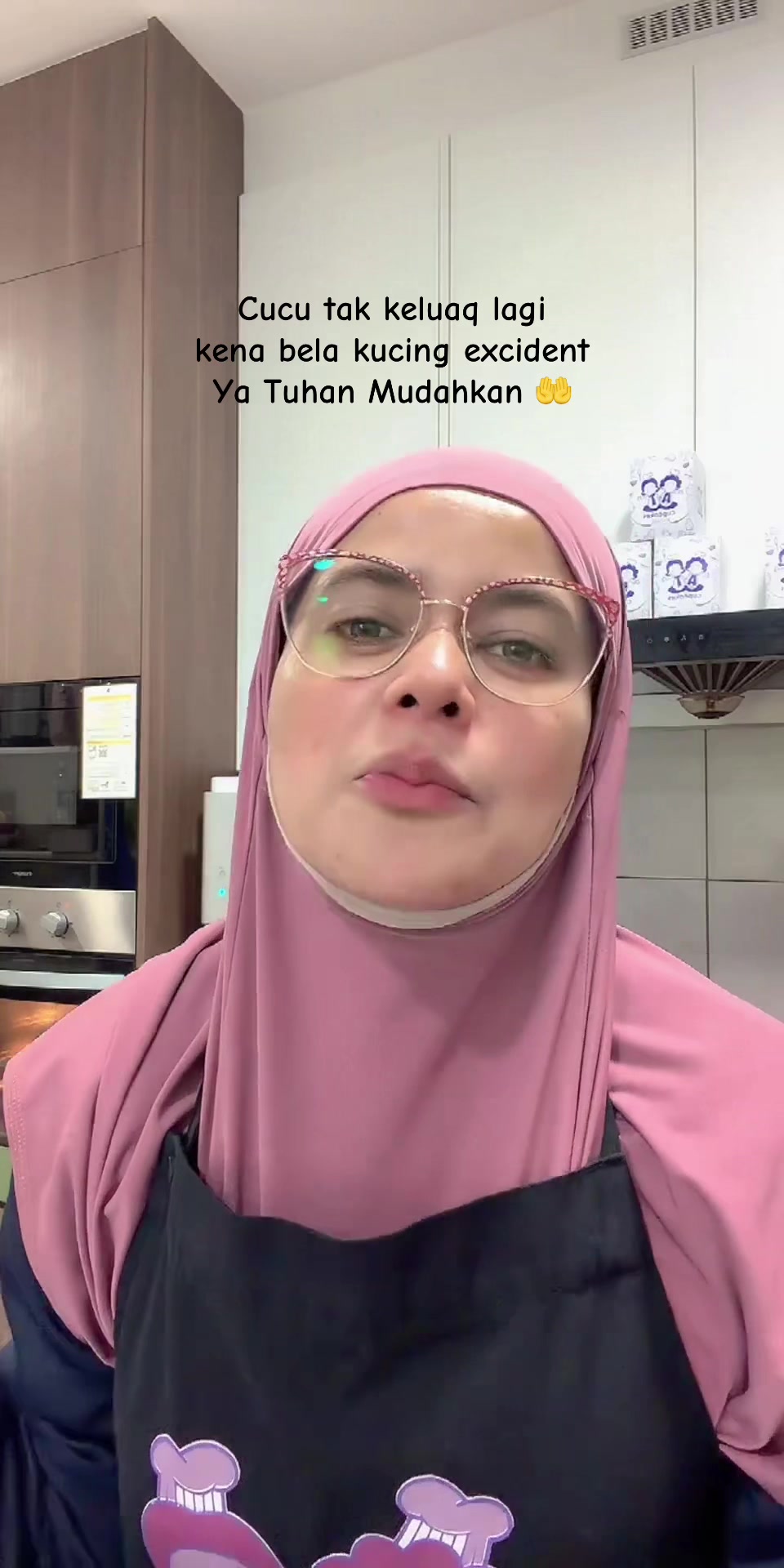 @Ayu Cherry