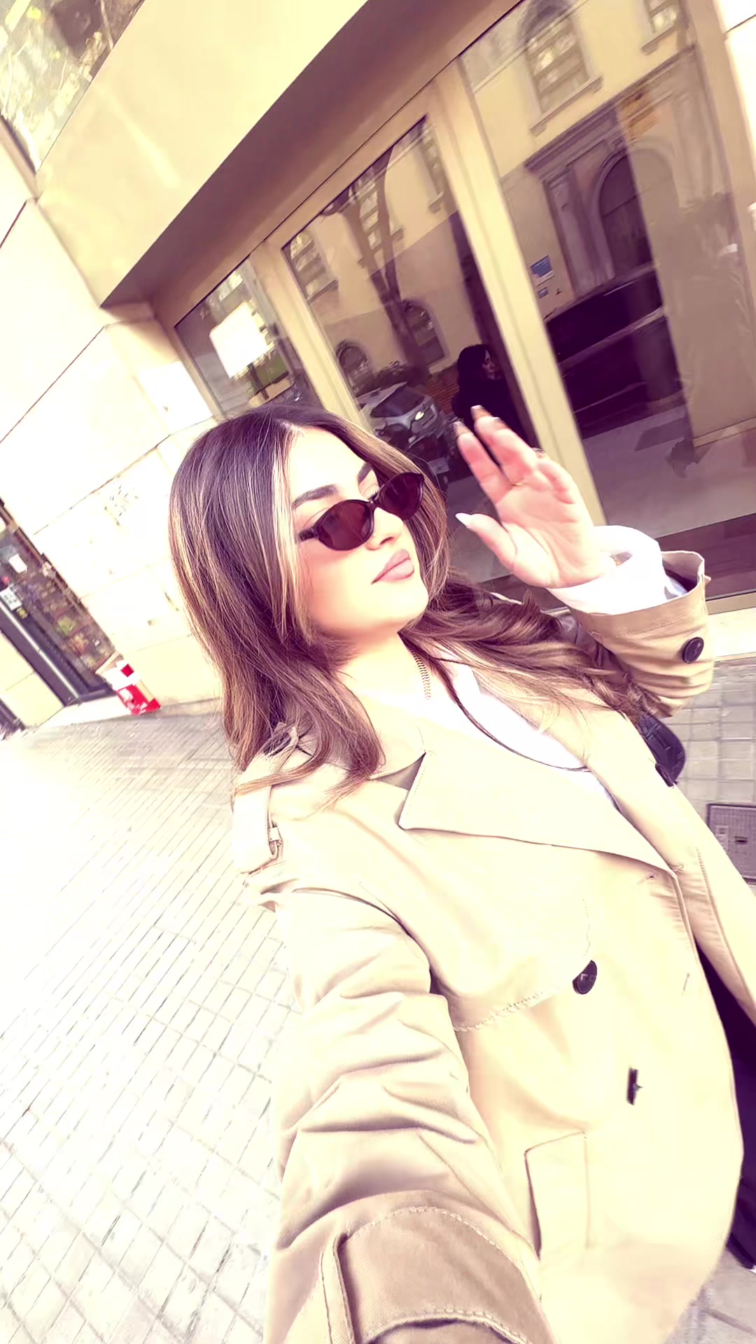 @Loresa