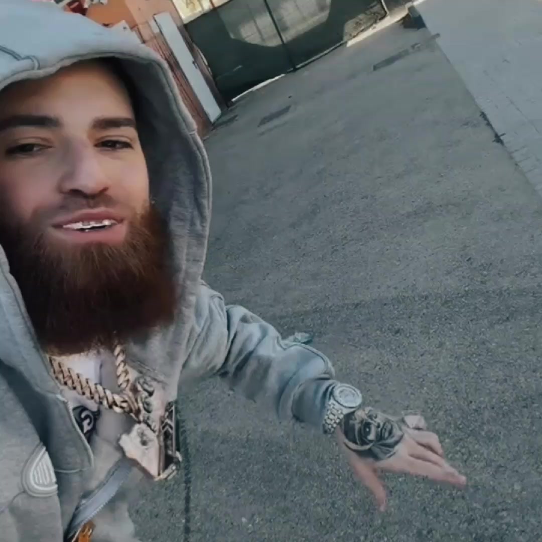 @🥷🏻🎶