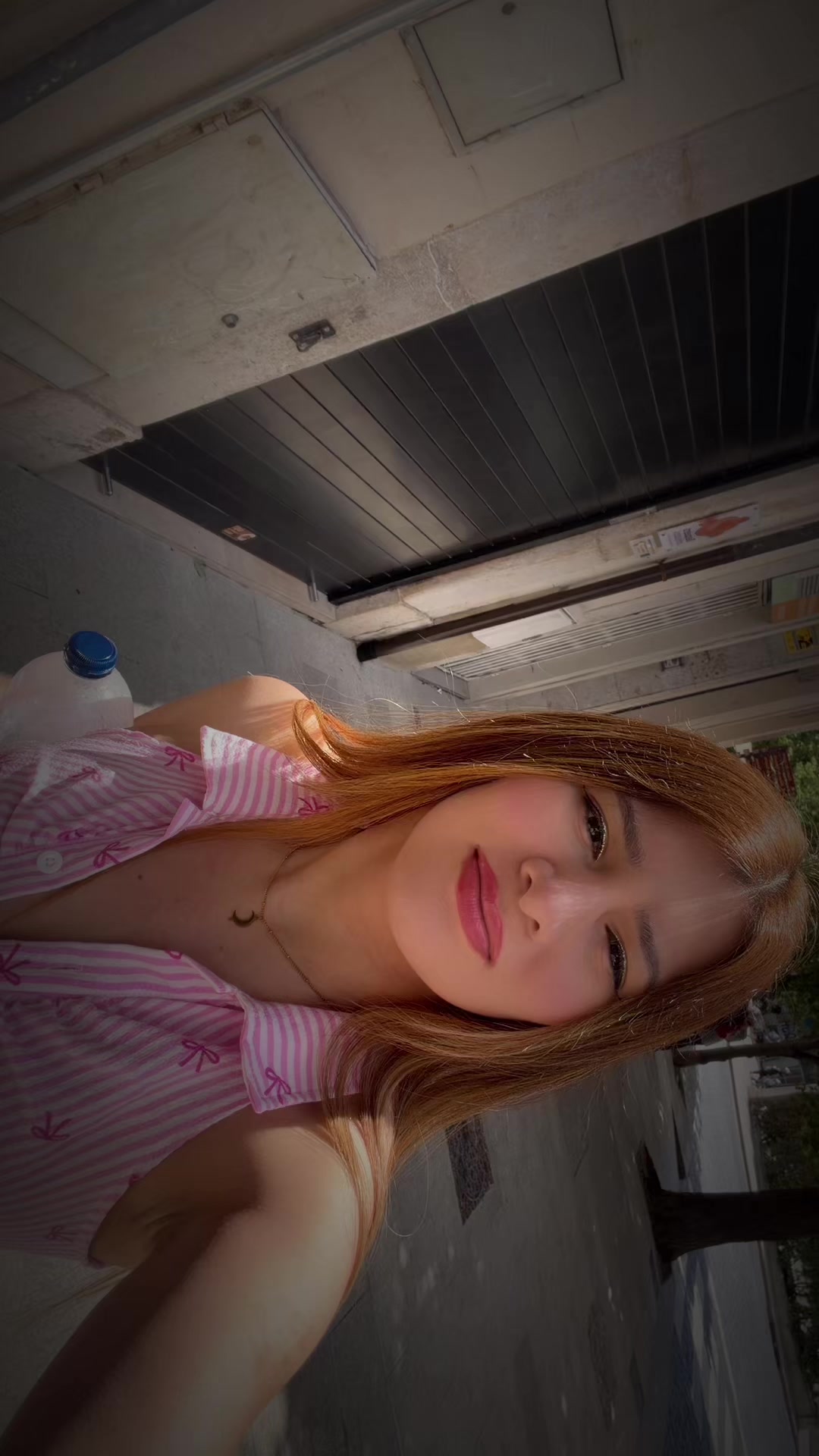 @Isari