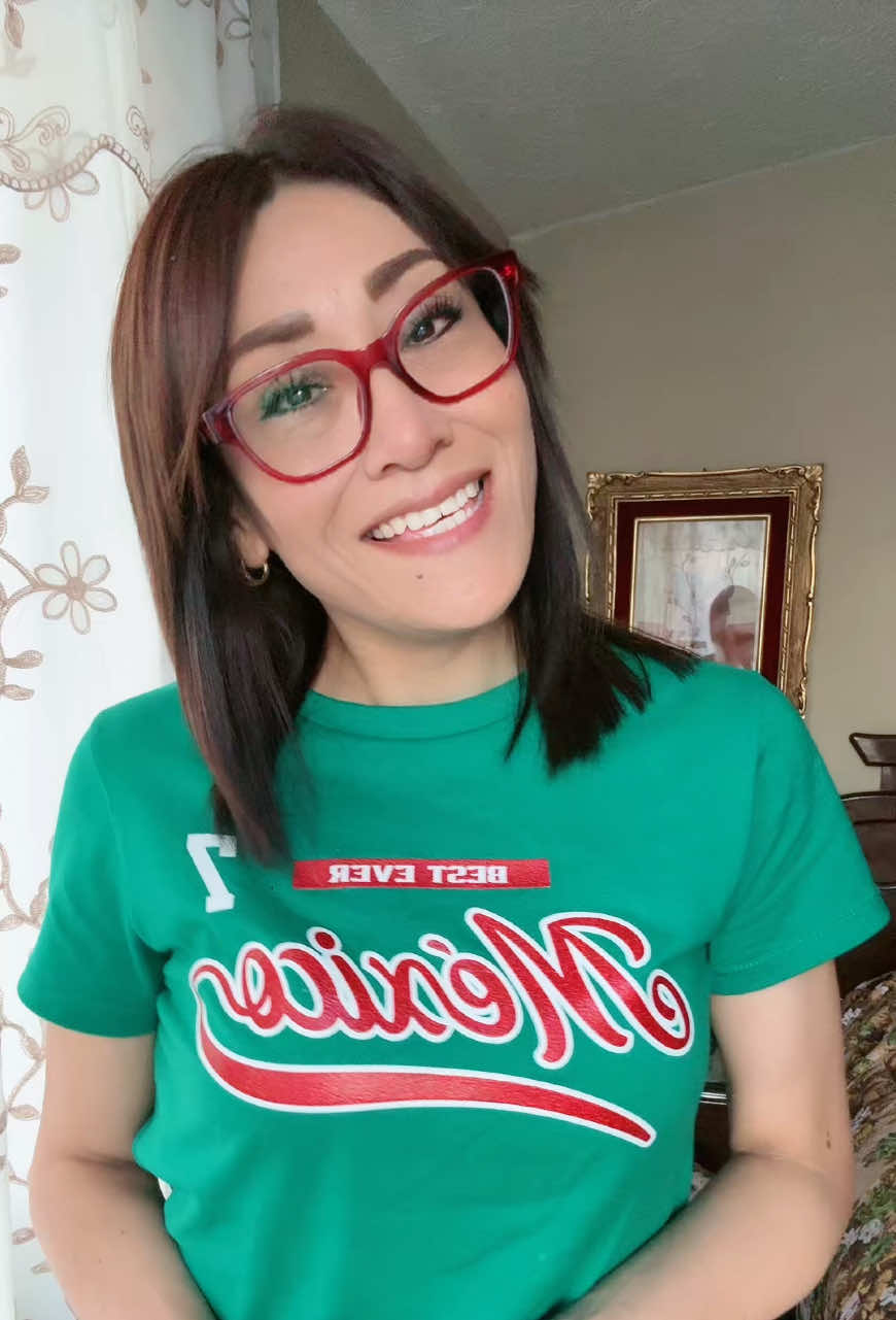@Sarah&iacute; Monzalvo