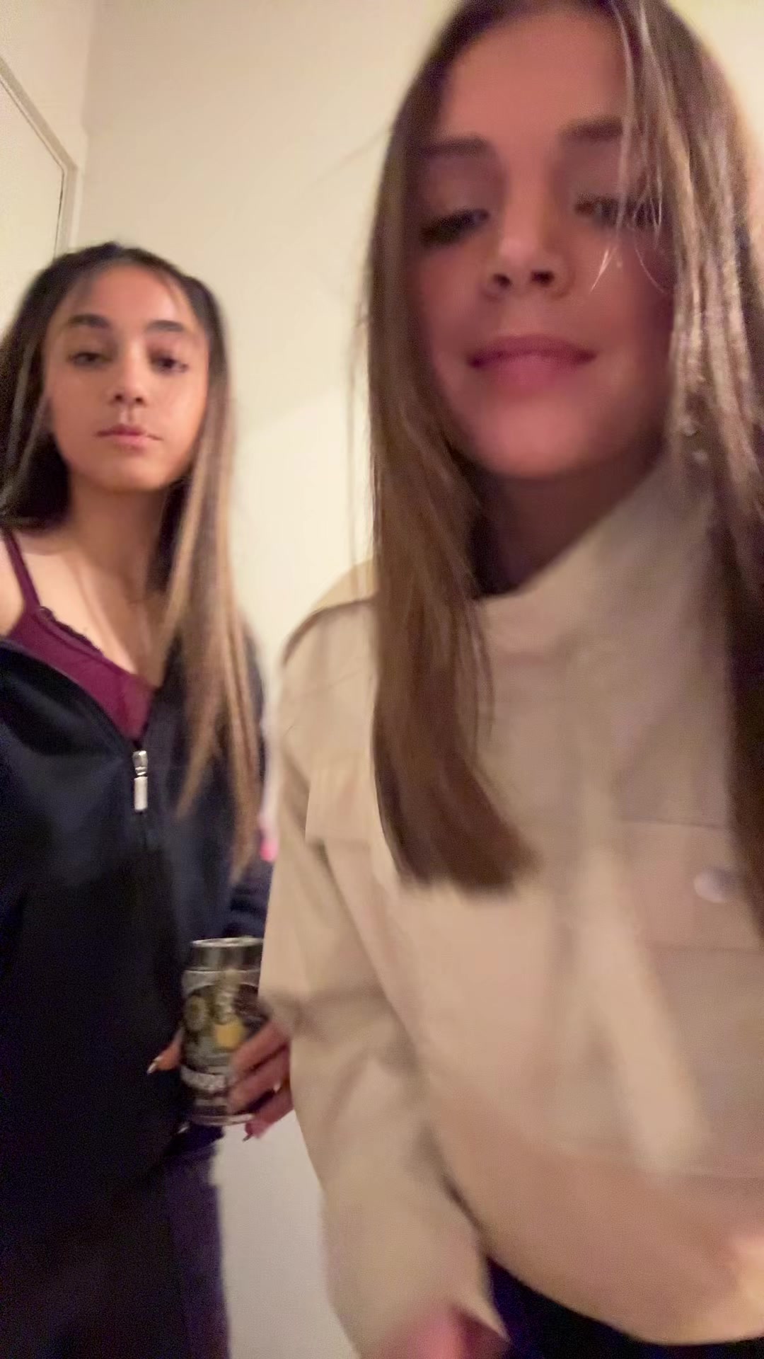 @🧟♀️