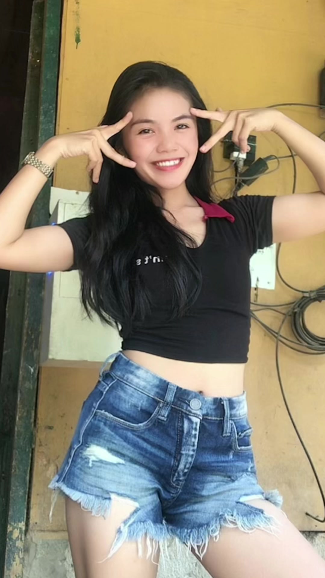 @Cʀɪsʜᴇʟʟ