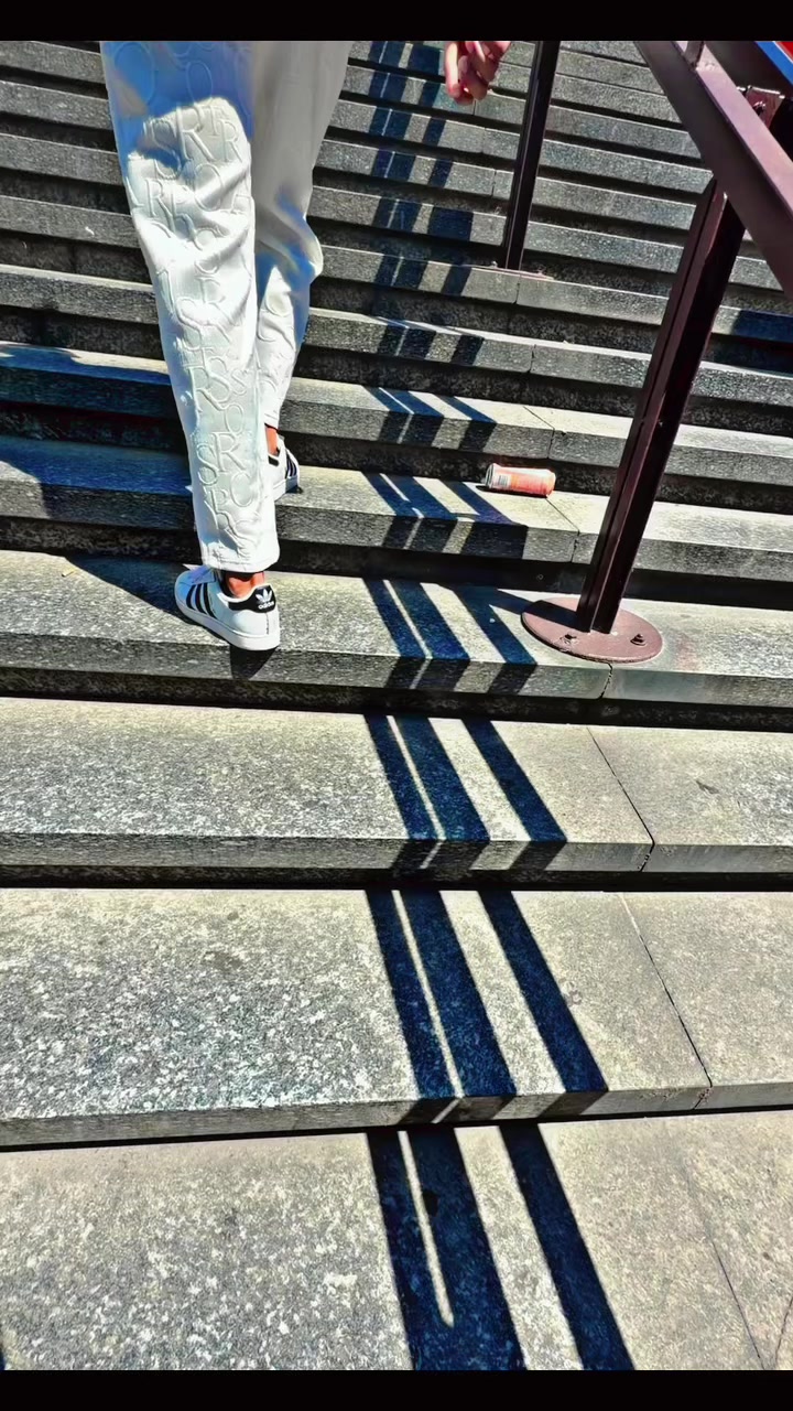 @🙈𝐼。𝐴𝑀。𝐵 𝒜 𝐿 𝐼 🇮🇹🙈