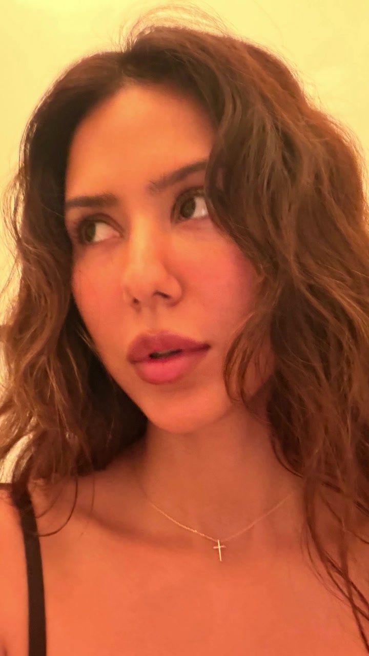 @Sonam Bajwa