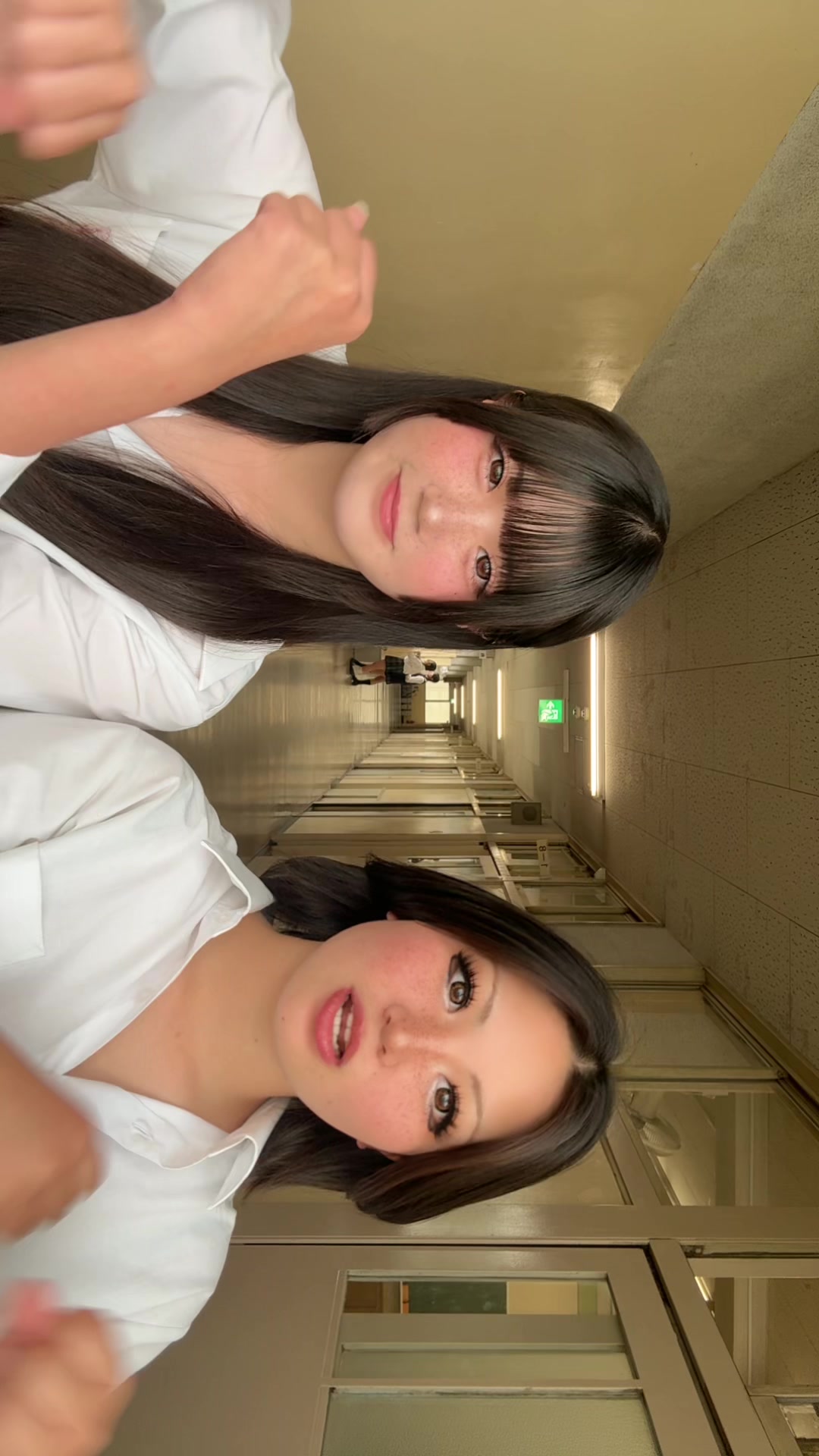 @かの