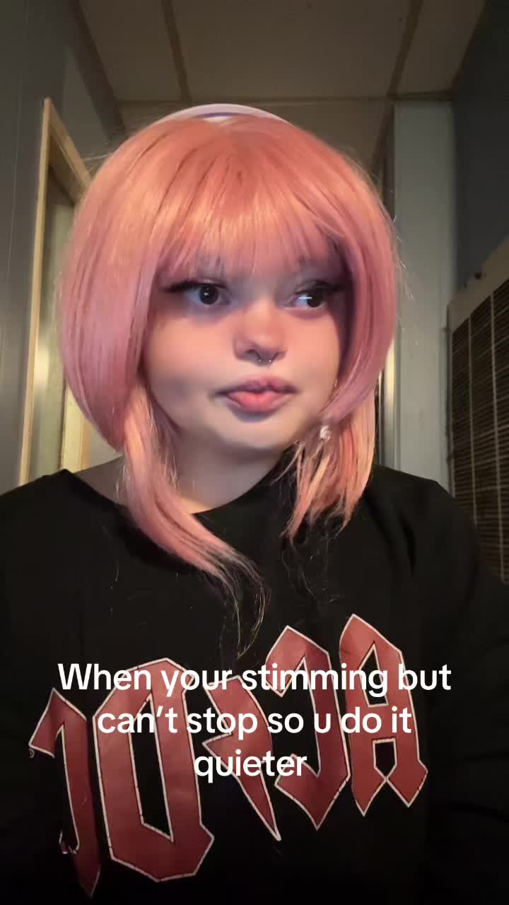 @Professional Canadian Egirl💕