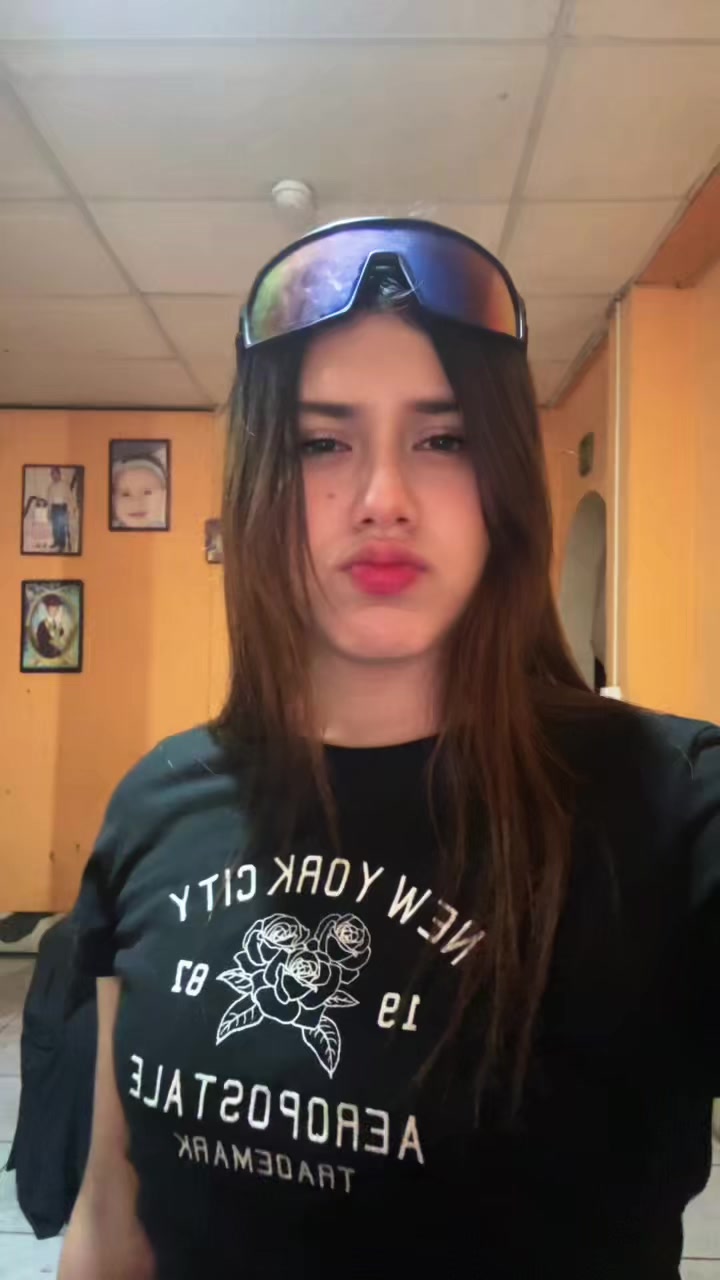 @Lore🪼
