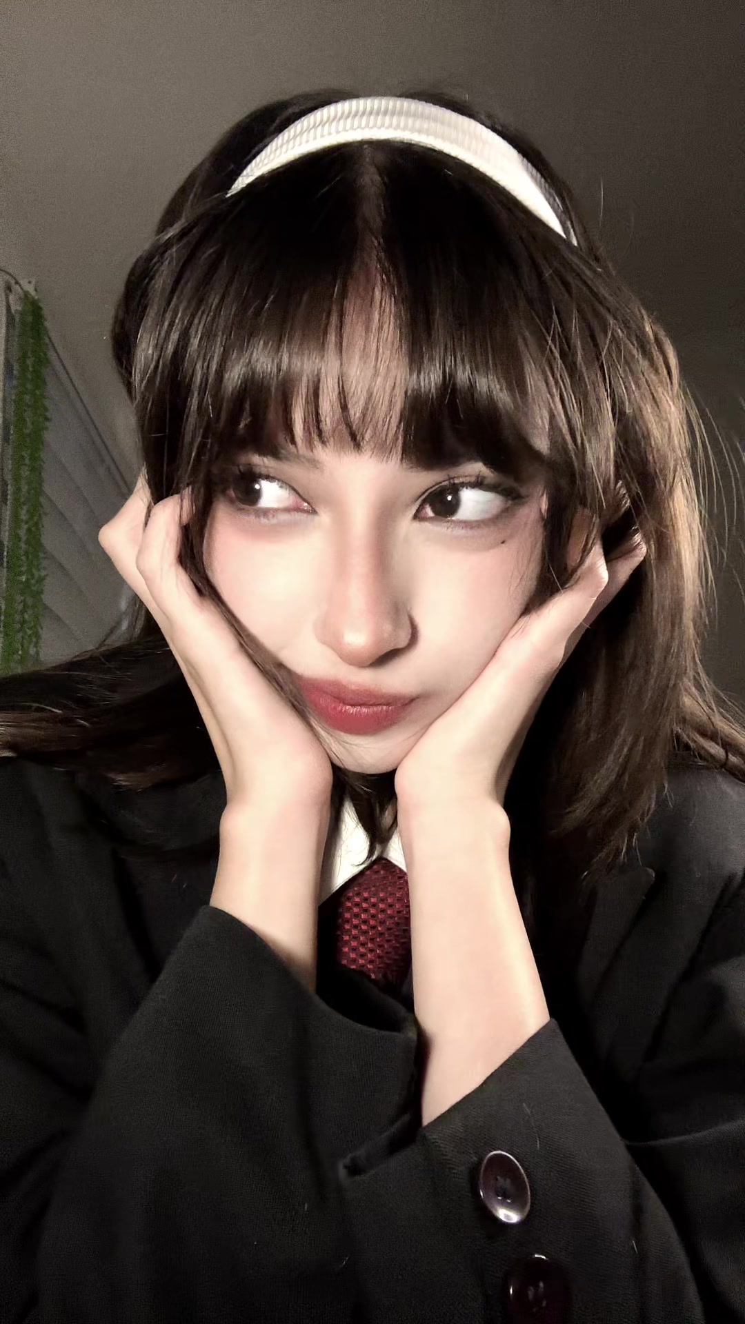 @Tiƞɑ Alisɦɑ ☘︎