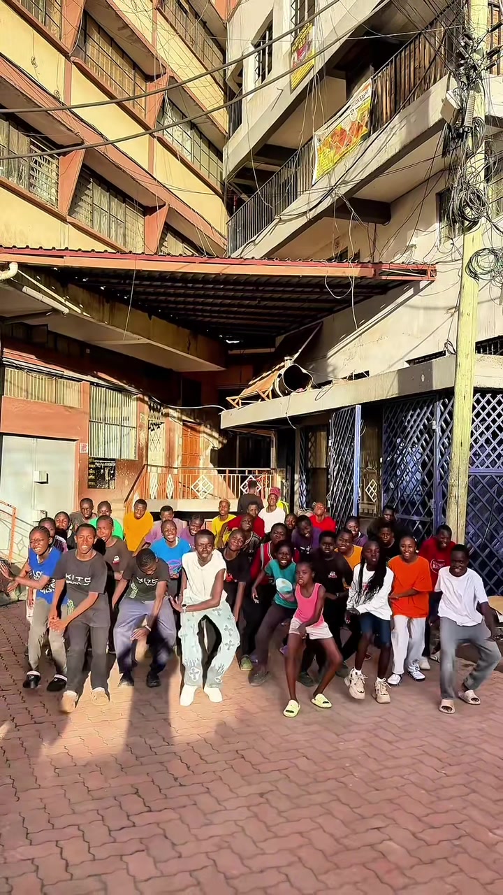 @Lindsey Kababa