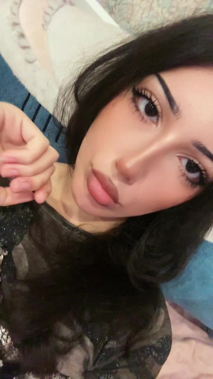 @✱