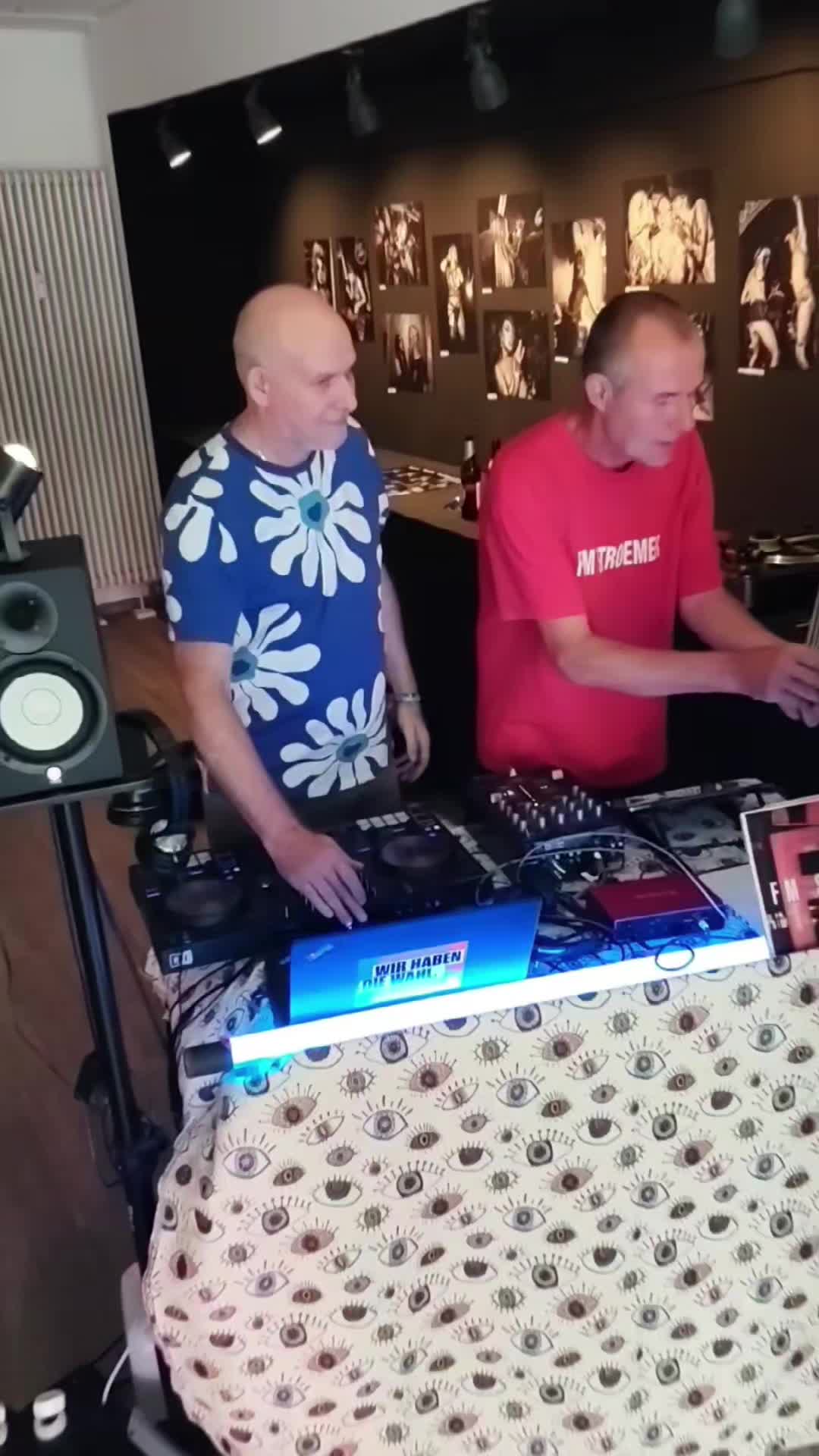 @Marcel Str&ouml;mer