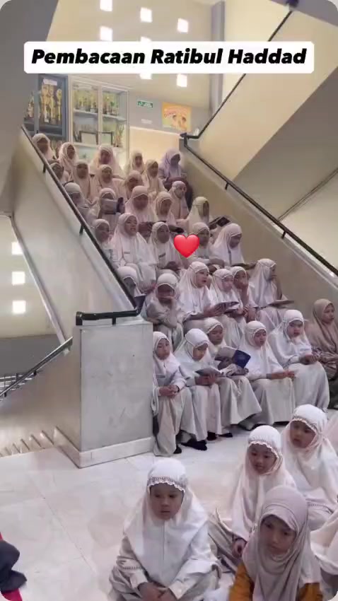 @ERMA_PANGESTU ➊➌⓿➐🦁✨