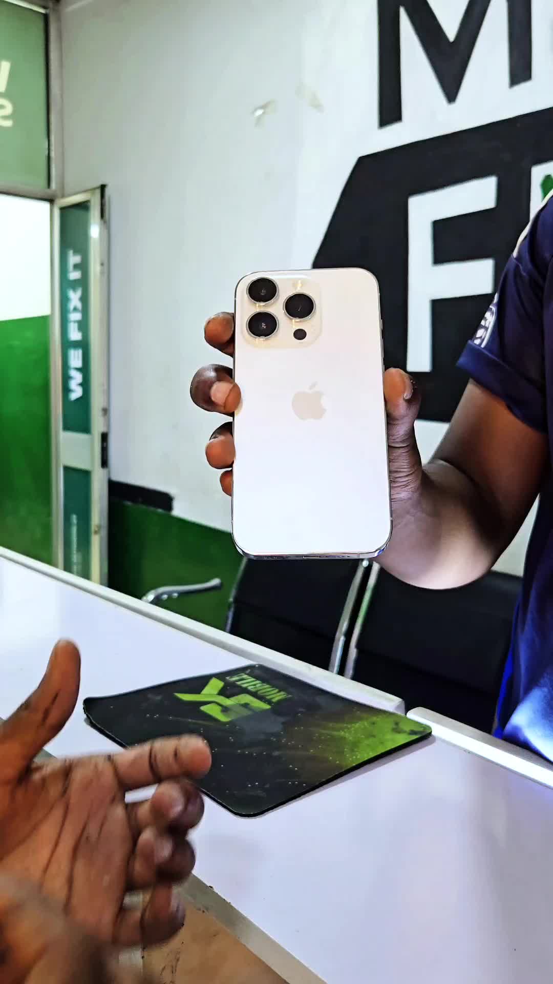 @Sk Mobile Screen