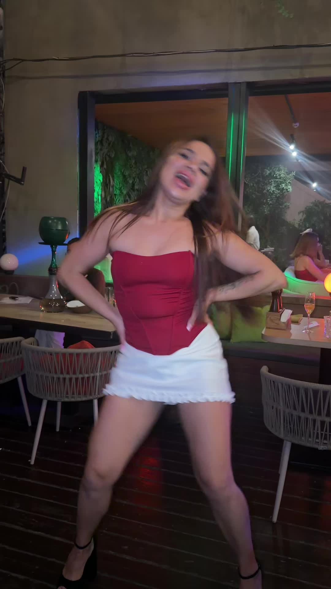 @tina_listratenko