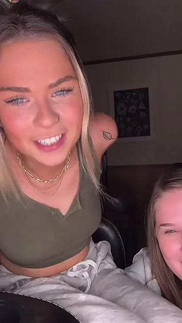 @WEDGIEGIRLS