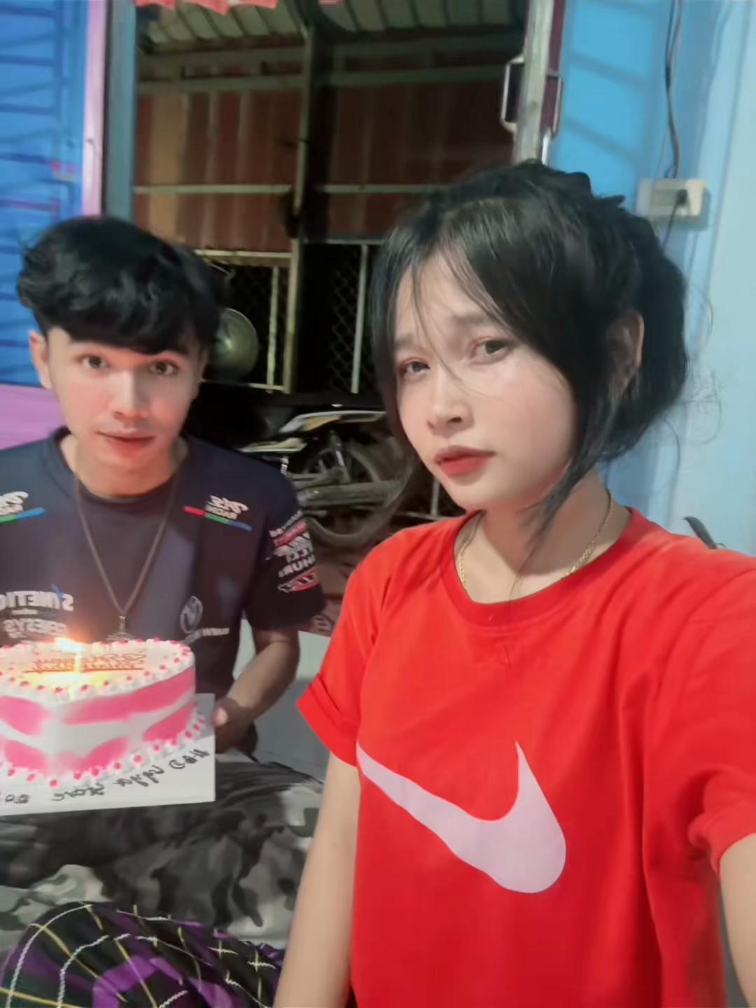 @Ayaa