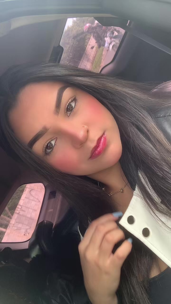 @Julya Souza