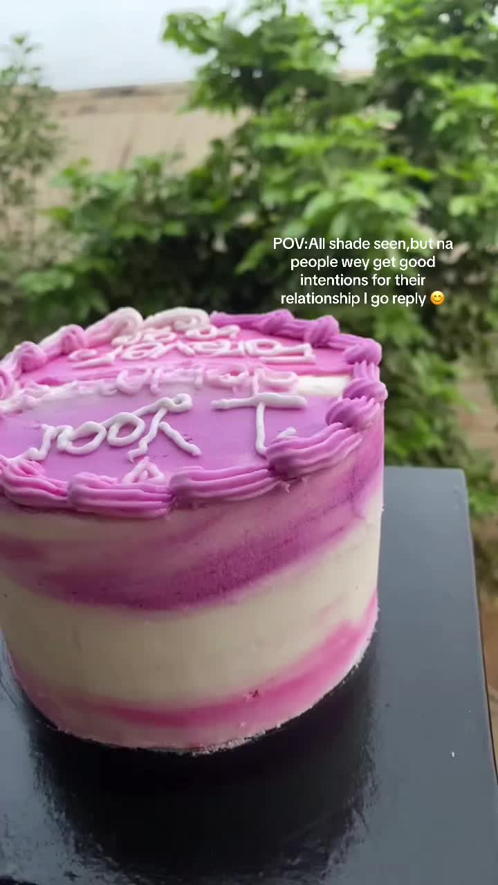 @Ayomi’s cakes and more