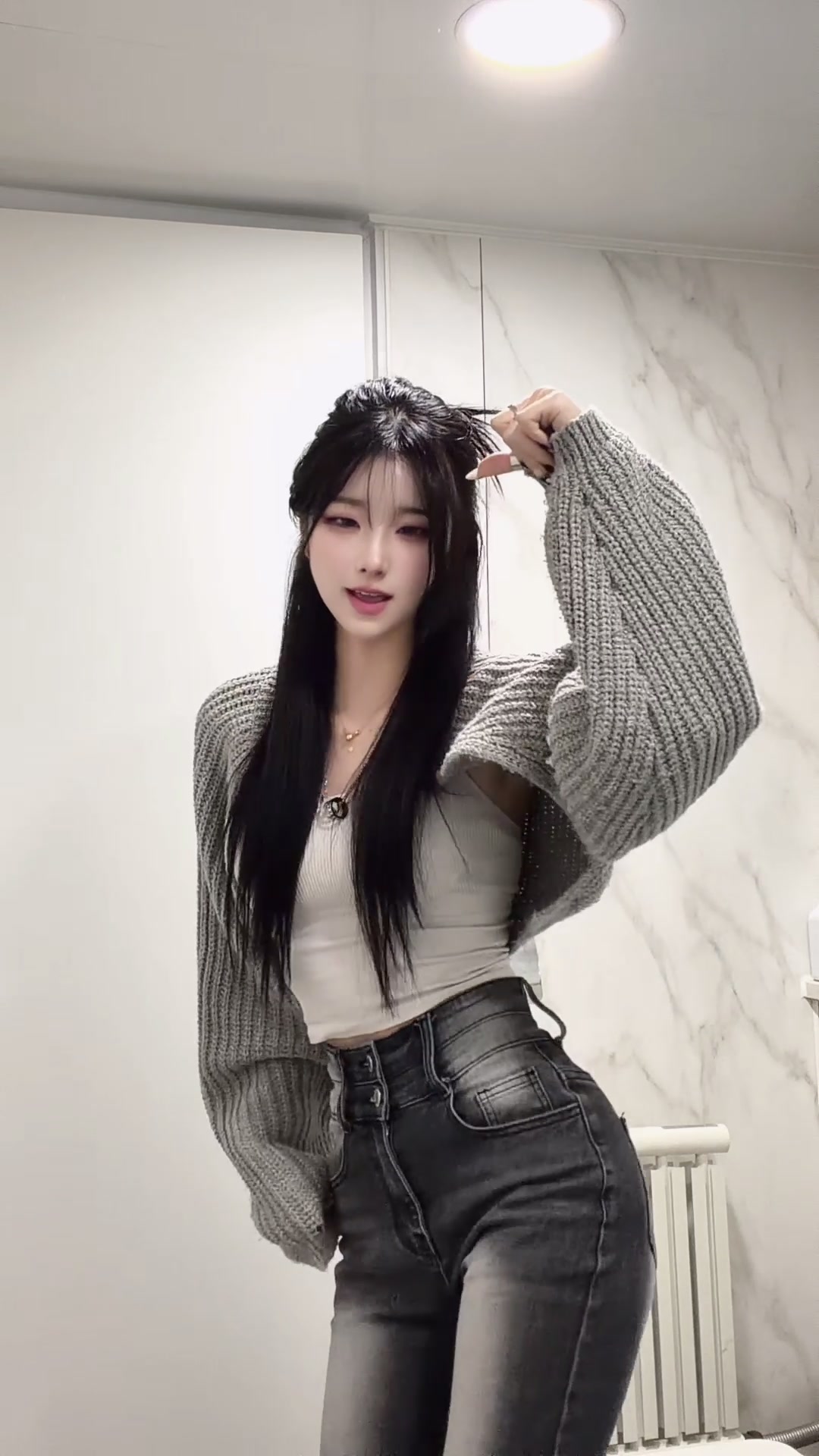 @初 戀 (초련)