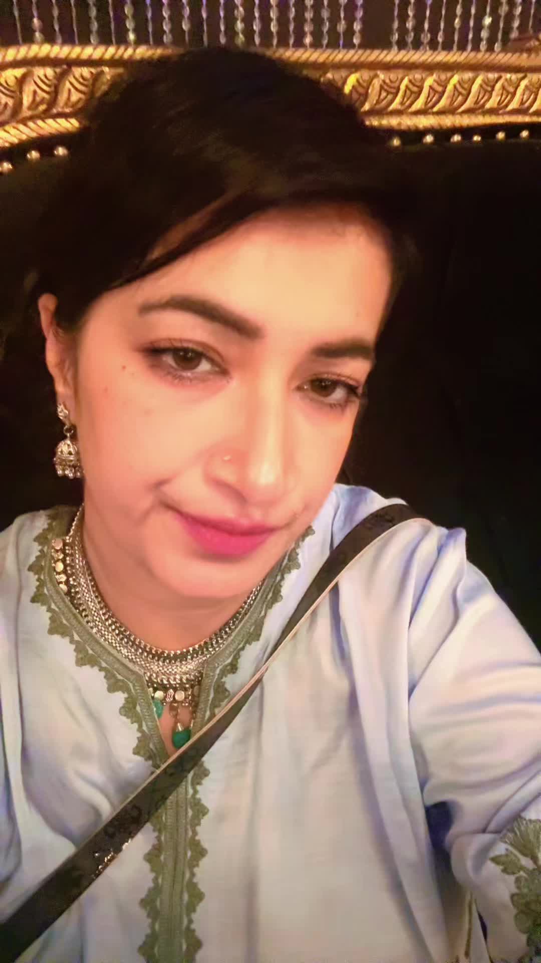 @Noorpari