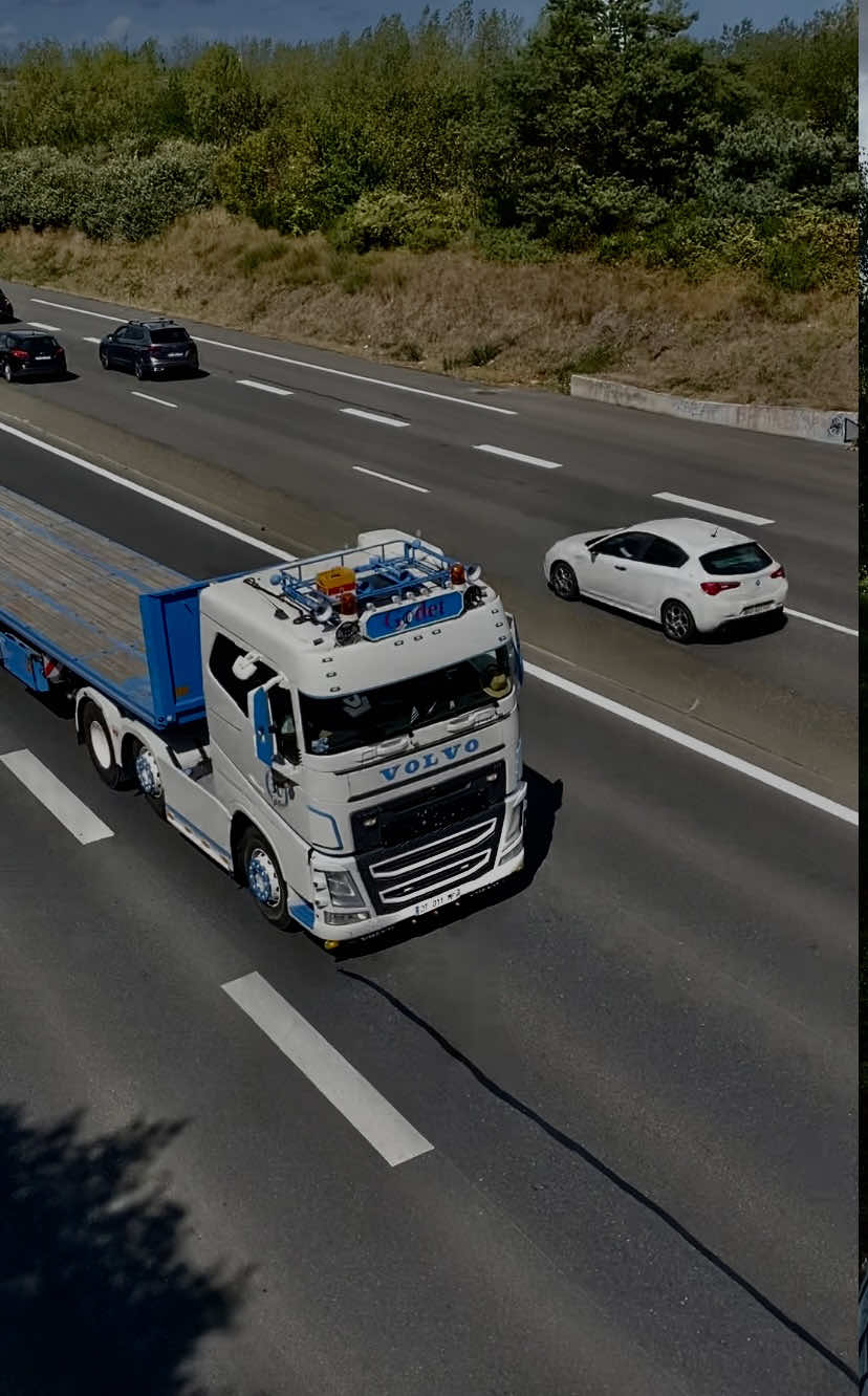 @LEOPNSX_TRUCKSPOTING🇫🇷🚨