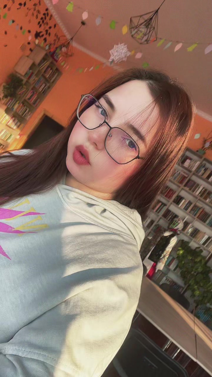 @Anutka_💕