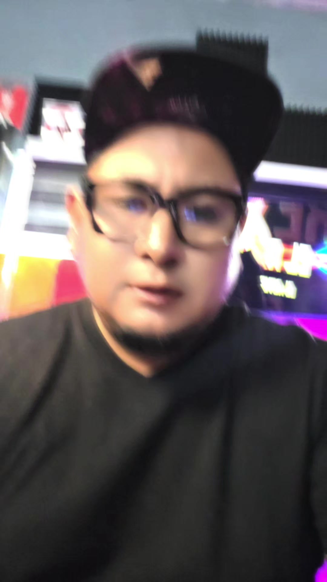 @elreyesfm