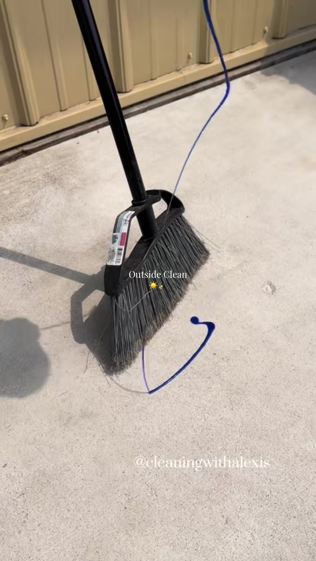 @AlexisCleanASMR