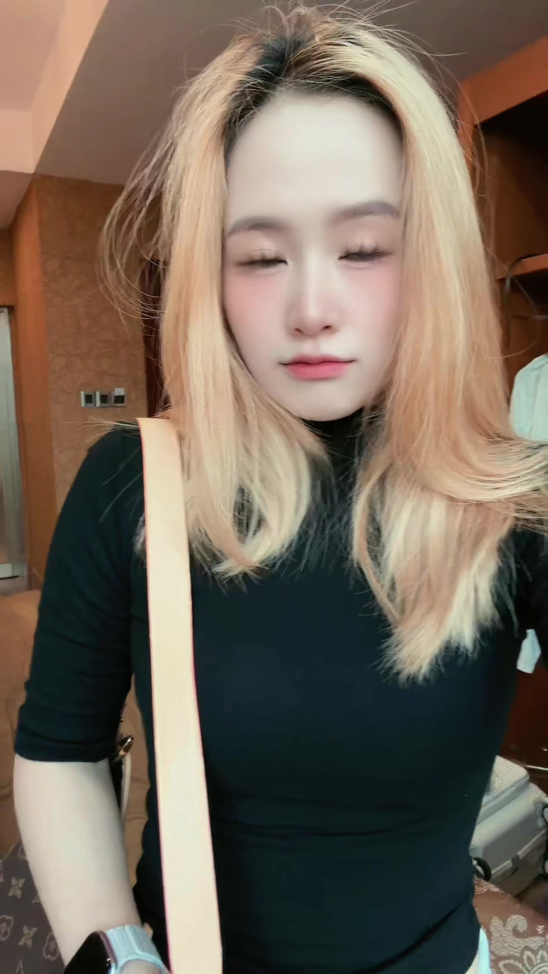@Hom Lao ♈ 星星💫