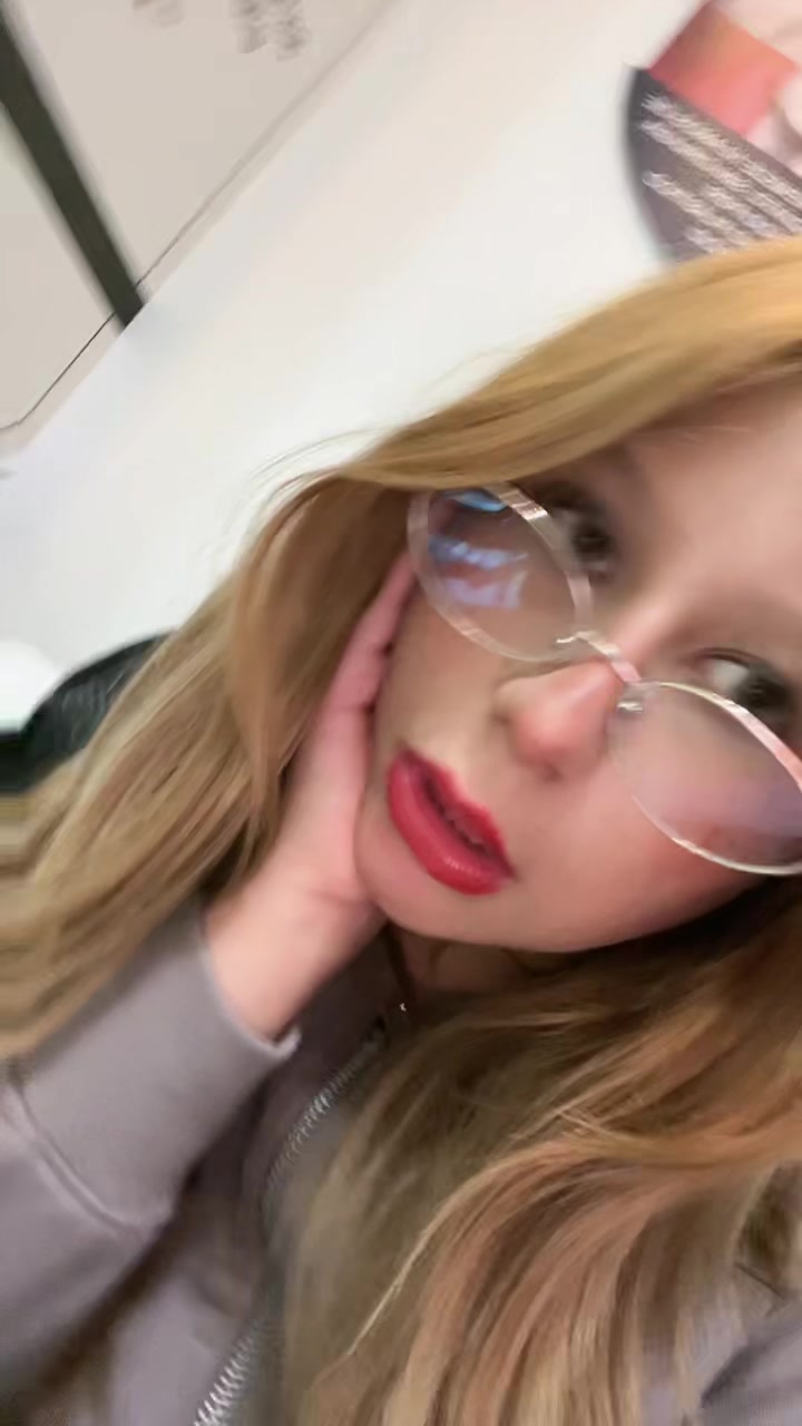 @Violet jamón (furra pelona)