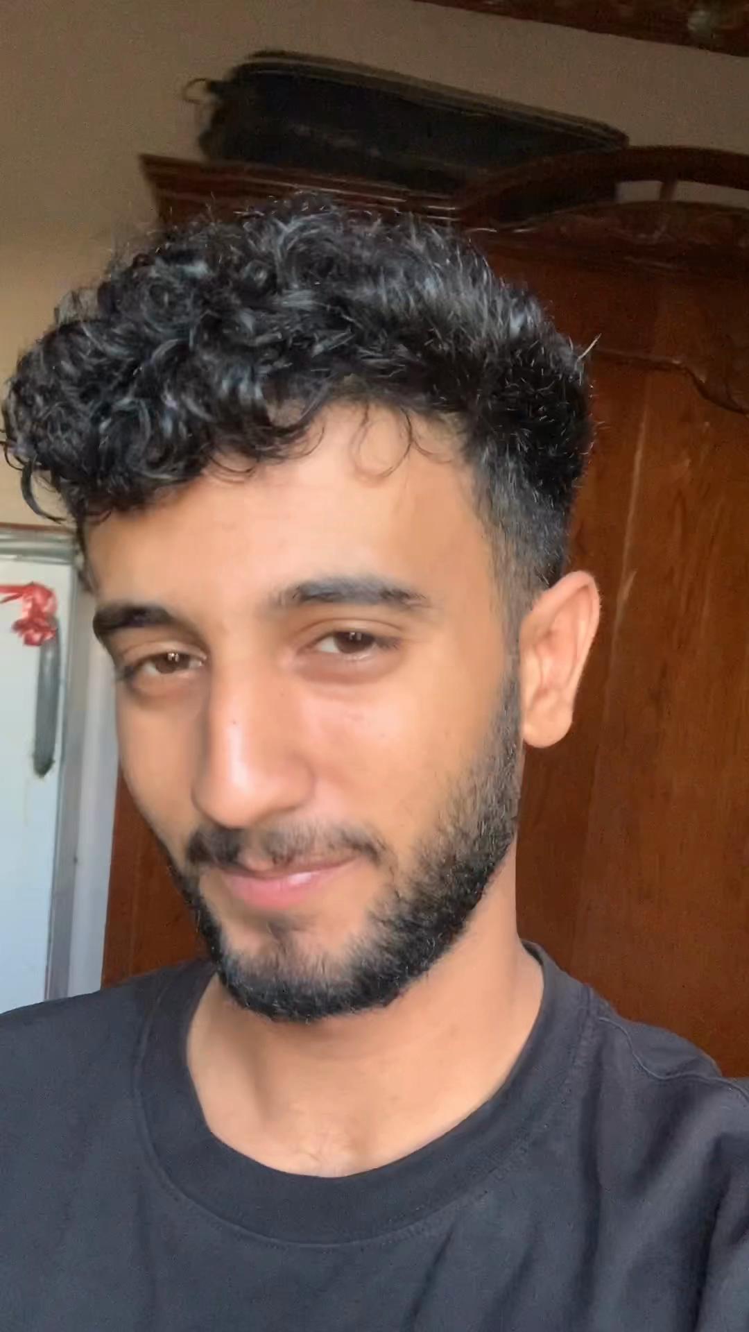 @احـ✯͜͡ᬼ᭄ــمـــــد/ツ𝐀𝐇𝐌𝐀𝐃