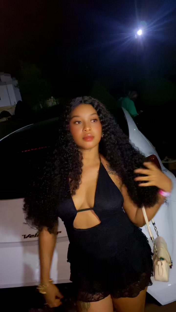 @AWINHA👸🇬🇼