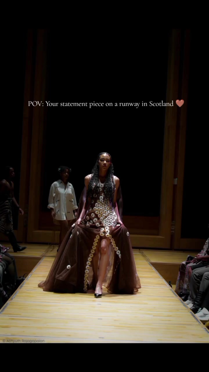 @Reinas Gowns