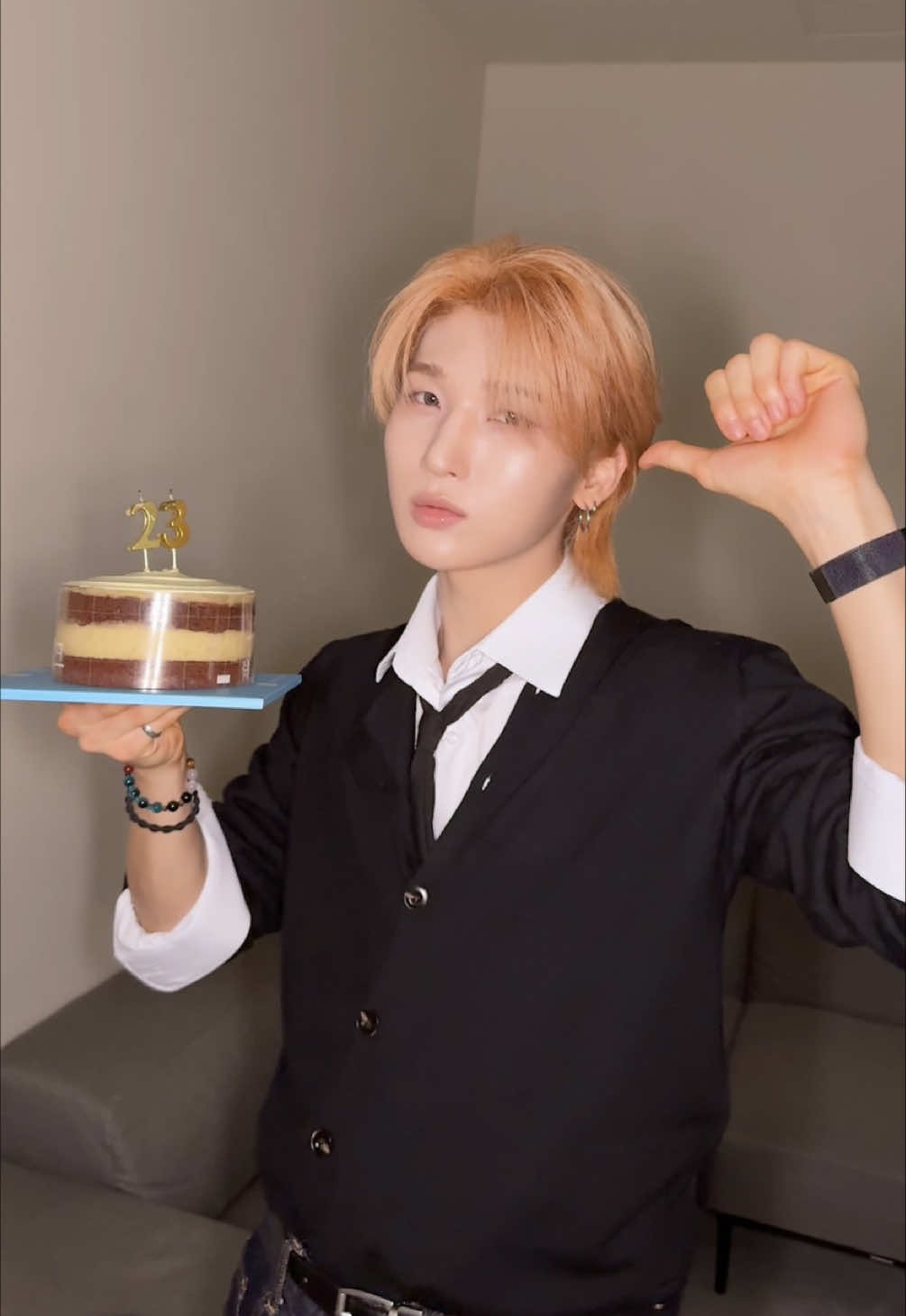 @NOWZ·나우즈