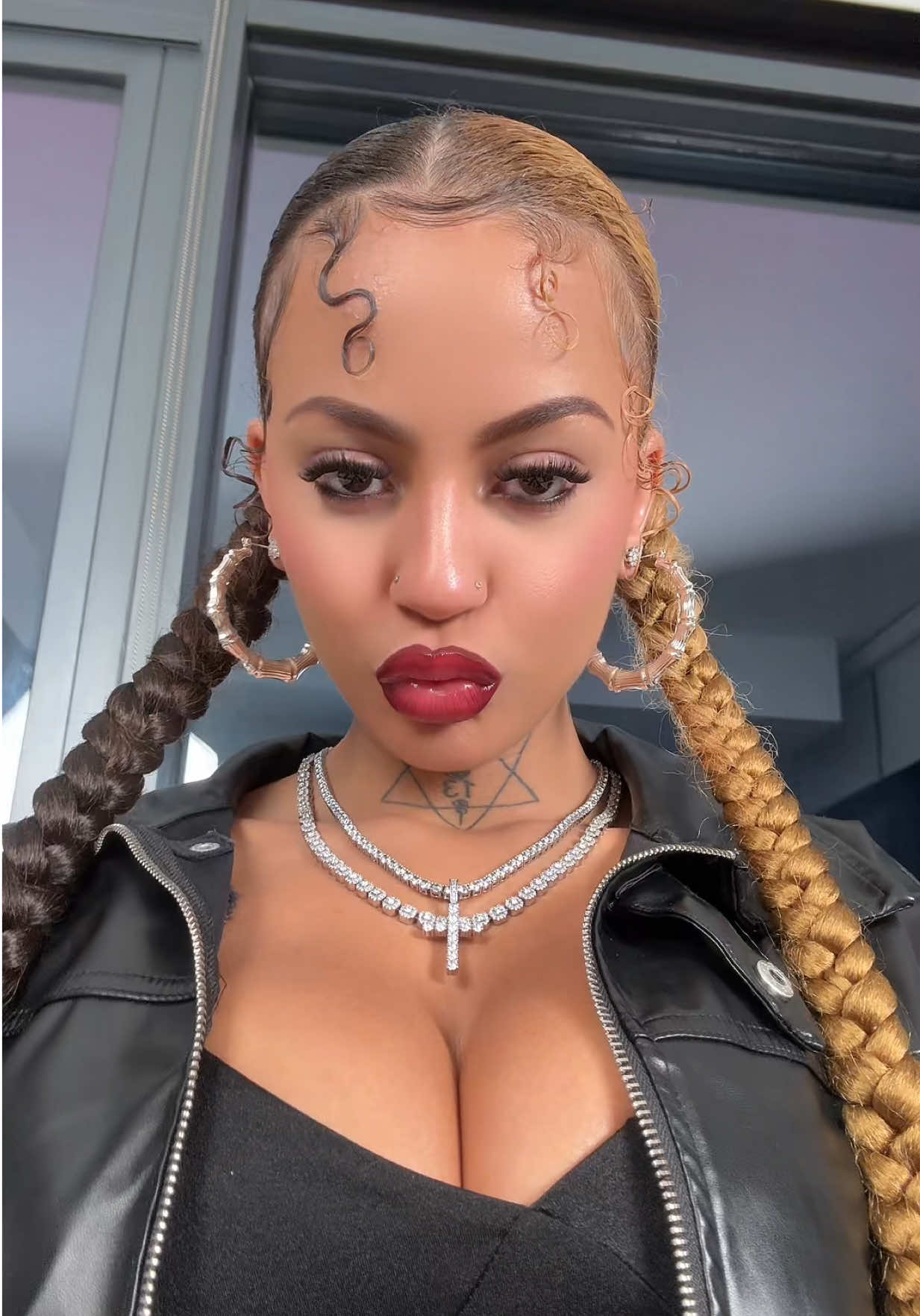 @TyNadia🧞♀️