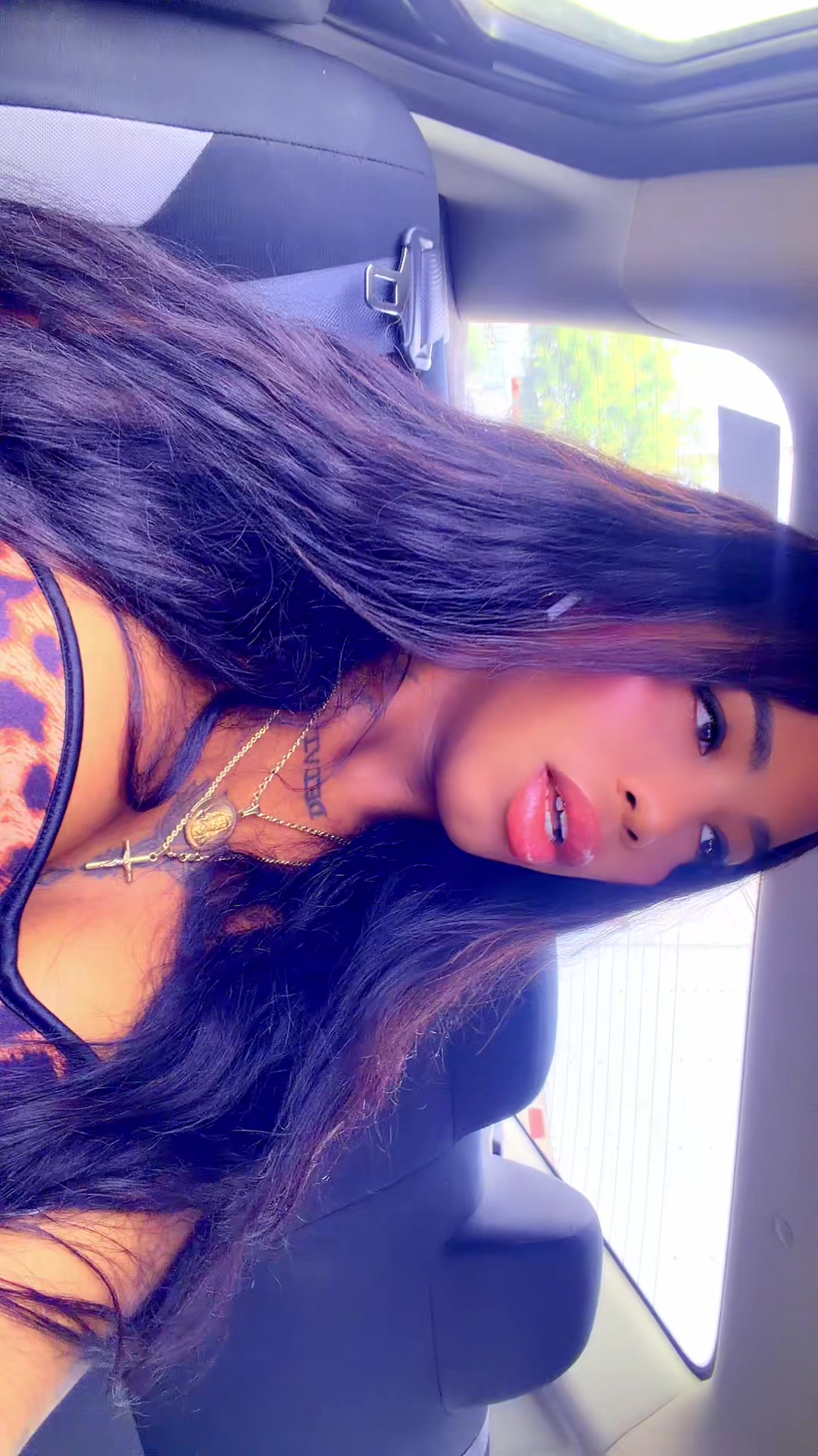@Liane la viral🥰😍💚🩷