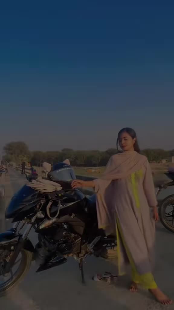 @Biker Girl Esha