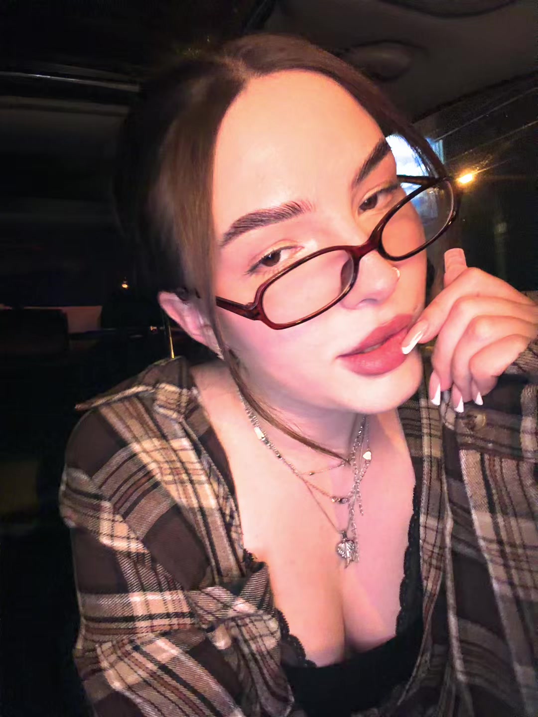 @anasttteiisha