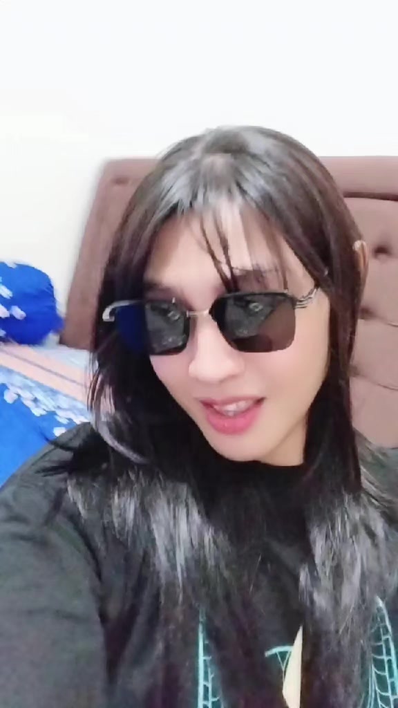 @Ajeng_albuluqqu23