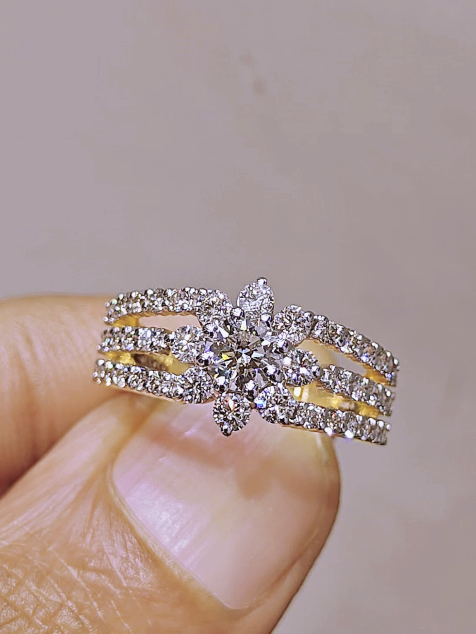 @AnandJewellers