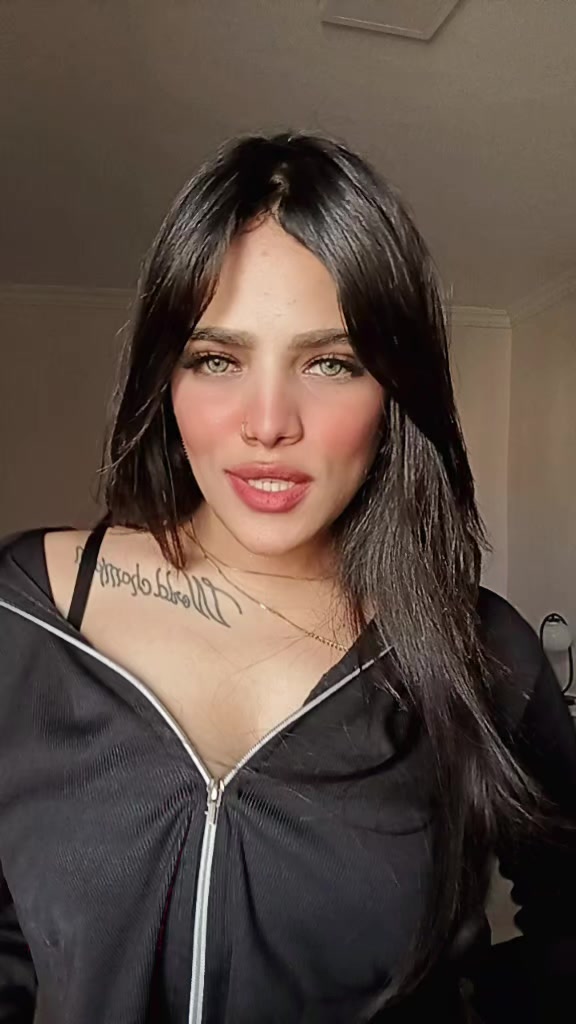 @Liiily
