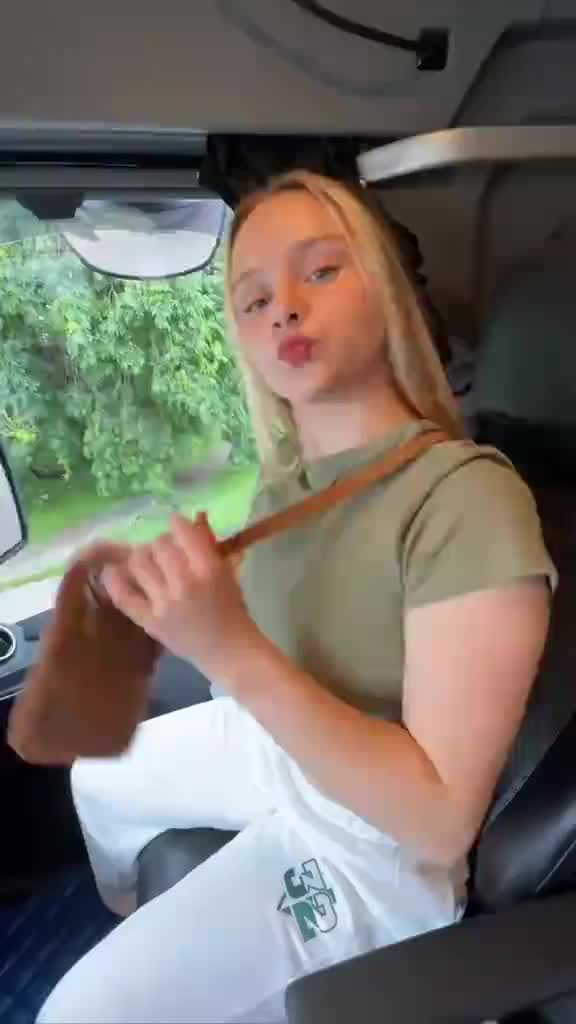 @Valeria Negurenko
